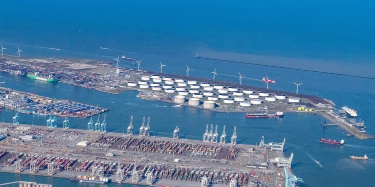 CO2next Liquid CO2 Terminal - Port of Rotterdam